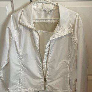 White IZOD Golf Full Zipper Windbreaker Size XL Beautiful Condition